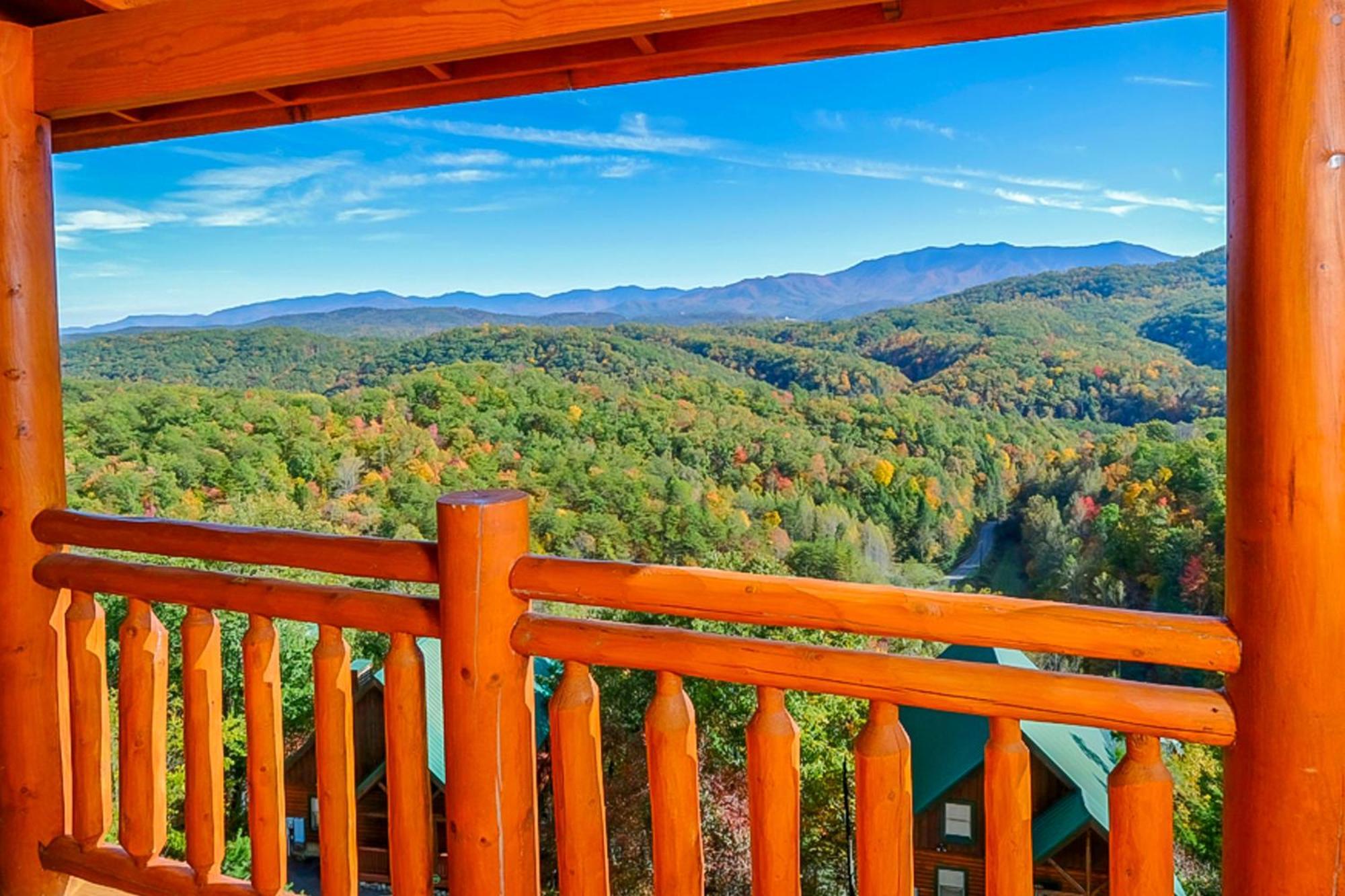 Highland Plunge Villa Pigeon Forge Bagian luar foto