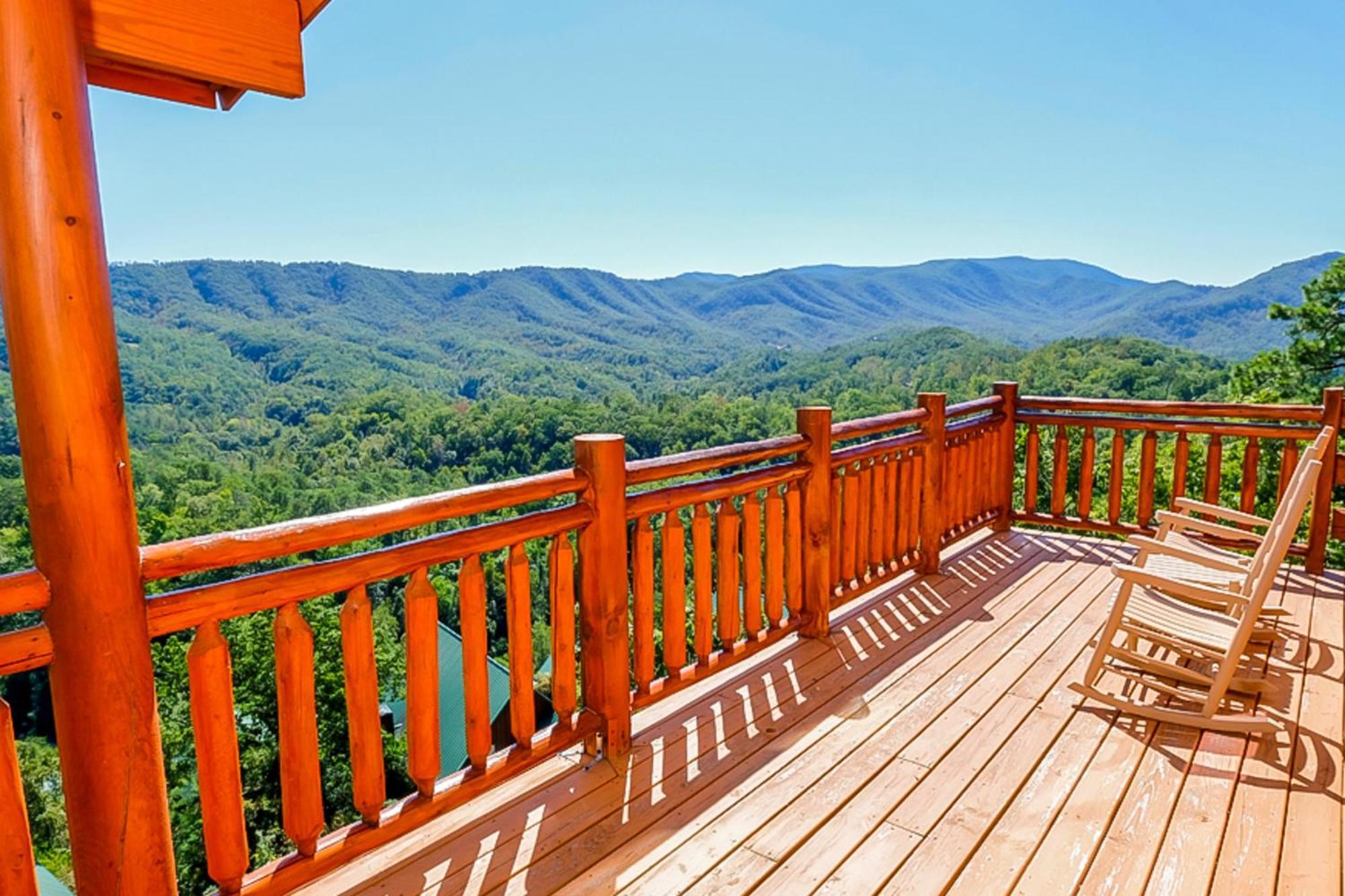 Highland Plunge Villa Pigeon Forge Bagian luar foto