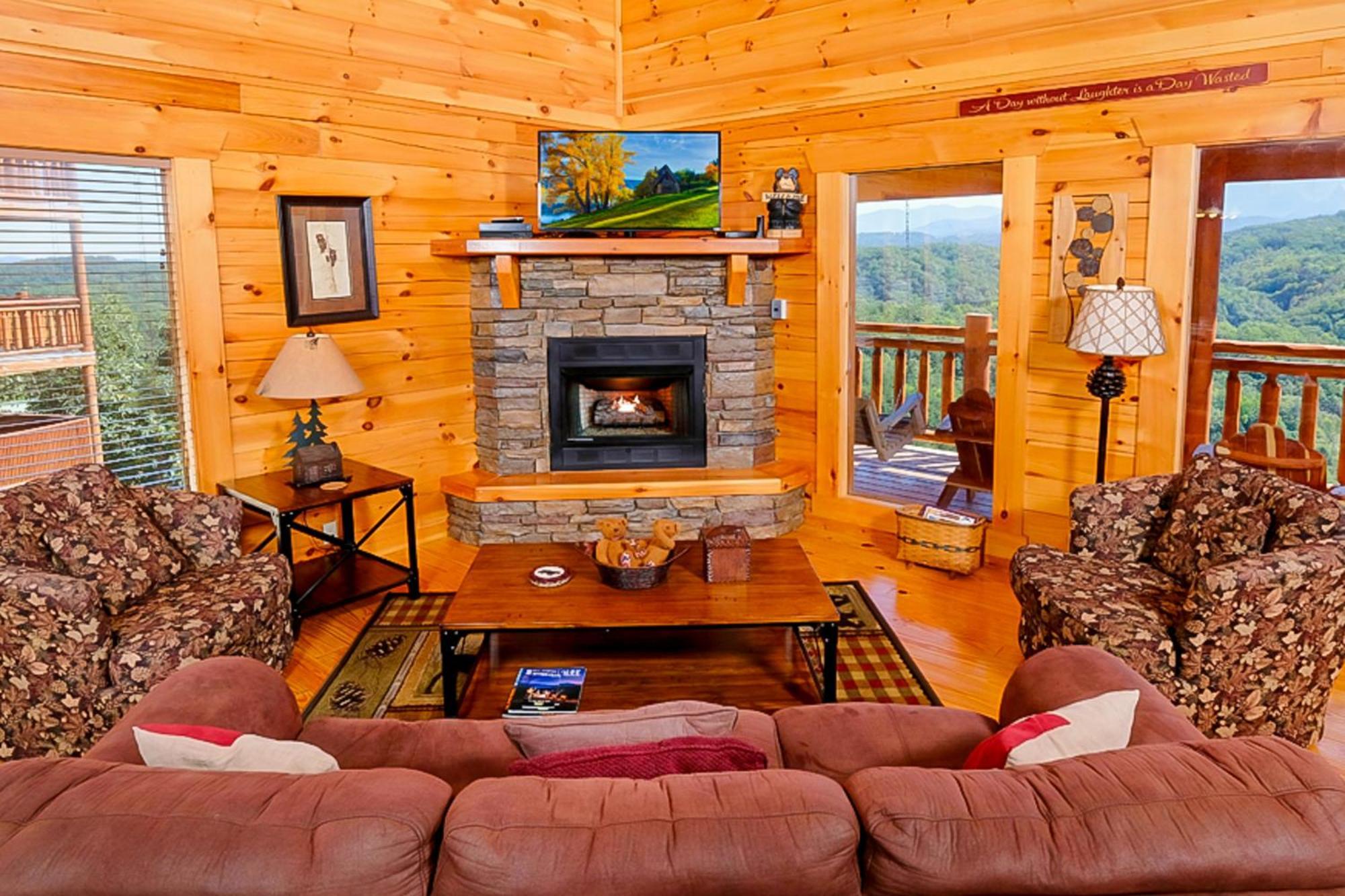 Highland Plunge Villa Pigeon Forge Bagian luar foto