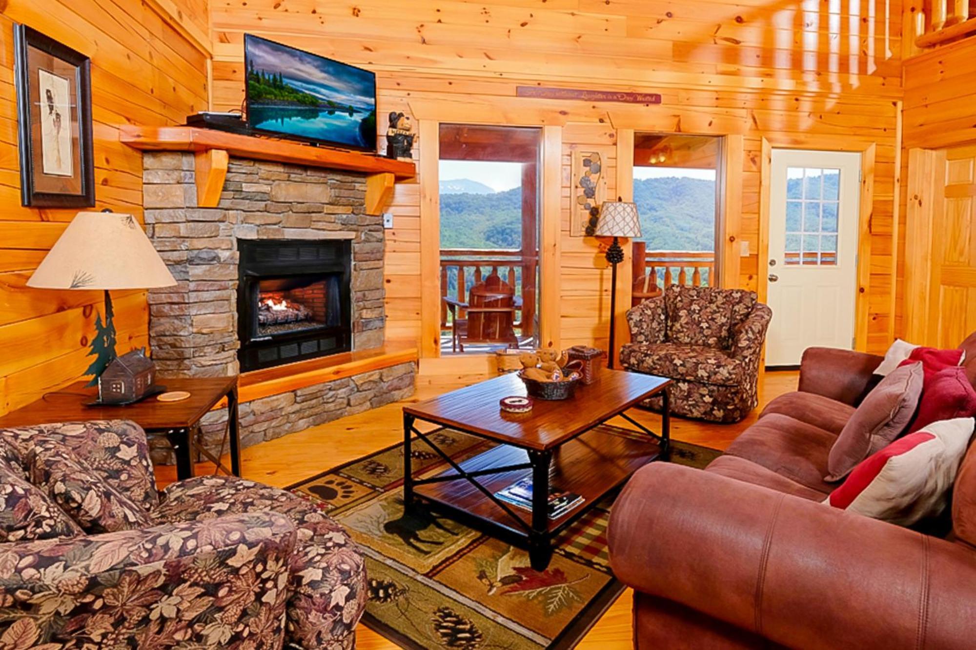 Highland Plunge Villa Pigeon Forge Bagian luar foto